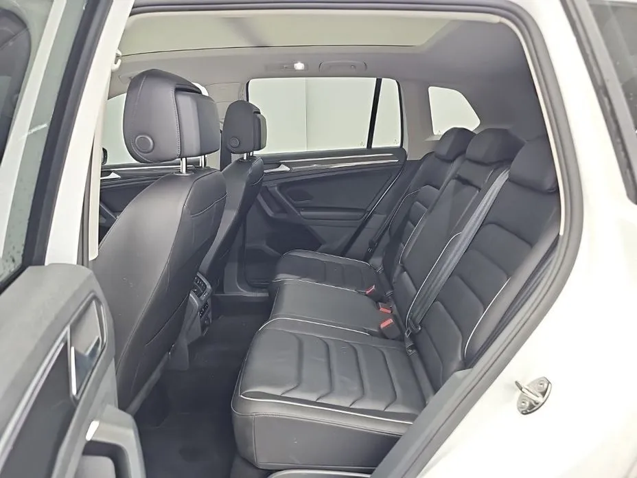 Volkswagen Tiguan — фото 10