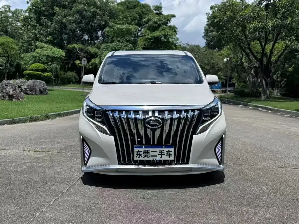 GAC Motor Trumpchi M8 — фото 10