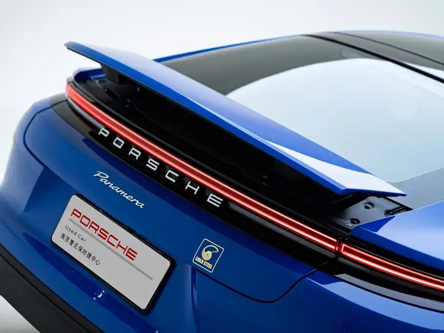Porsche Panamera — фото 10