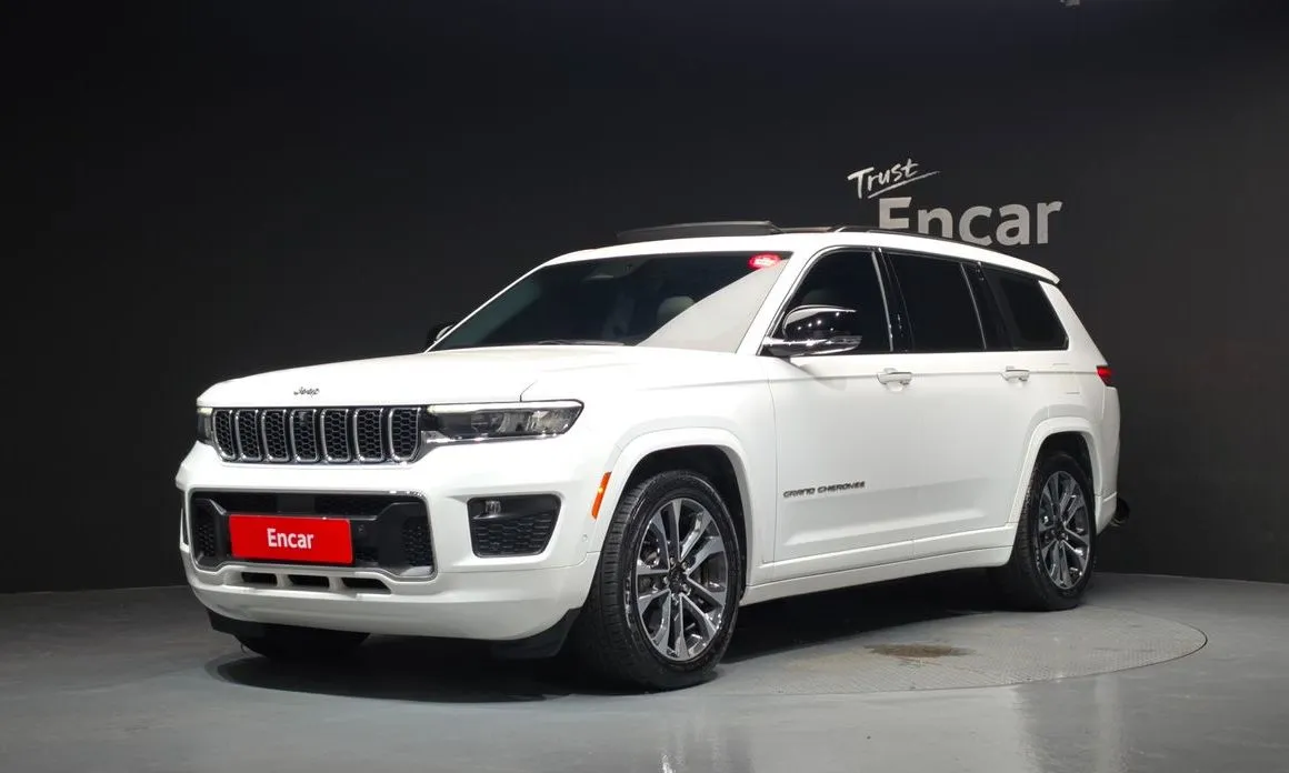 Jeep Cherokee — фото 1