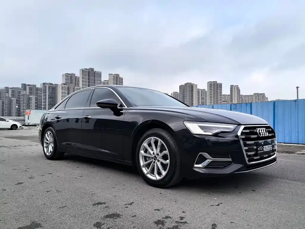 Audi A6L — фото 9