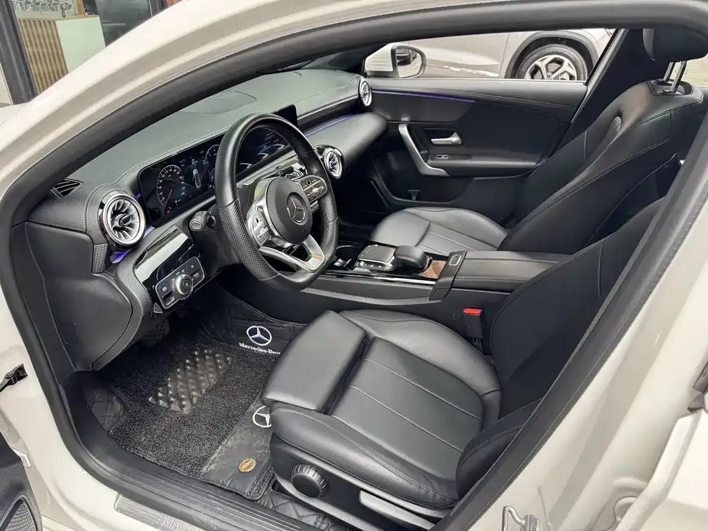 Mercedes-Benz A-Class — фото 2