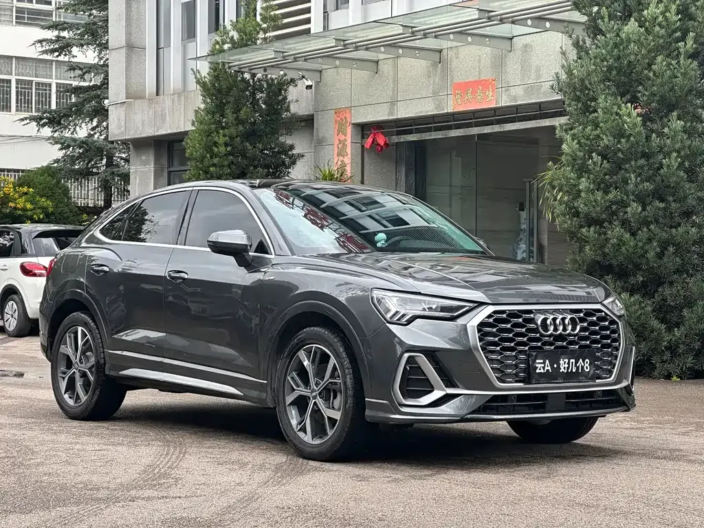 Audi Q3 Sportback — фото 4