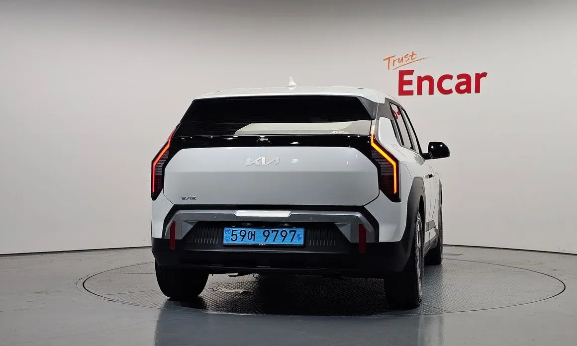 Kia EV3 — фото 5