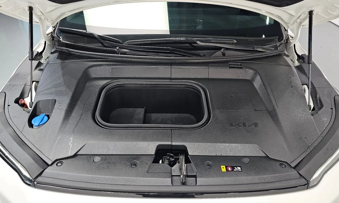 Kia EV3 — фото 8