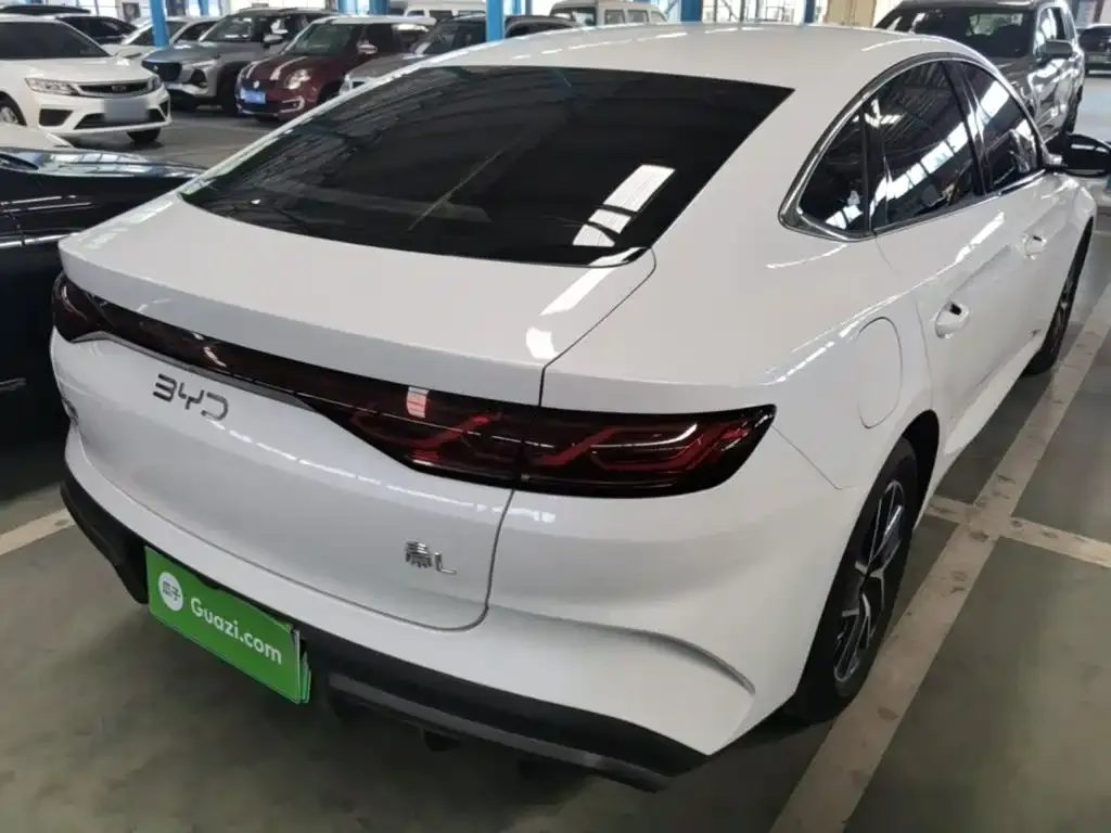 BYD Qin L — фото 3