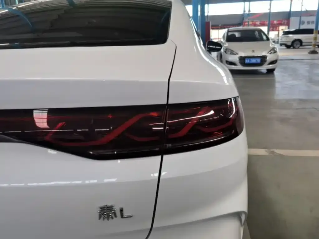 BYD Qin L — фото 2