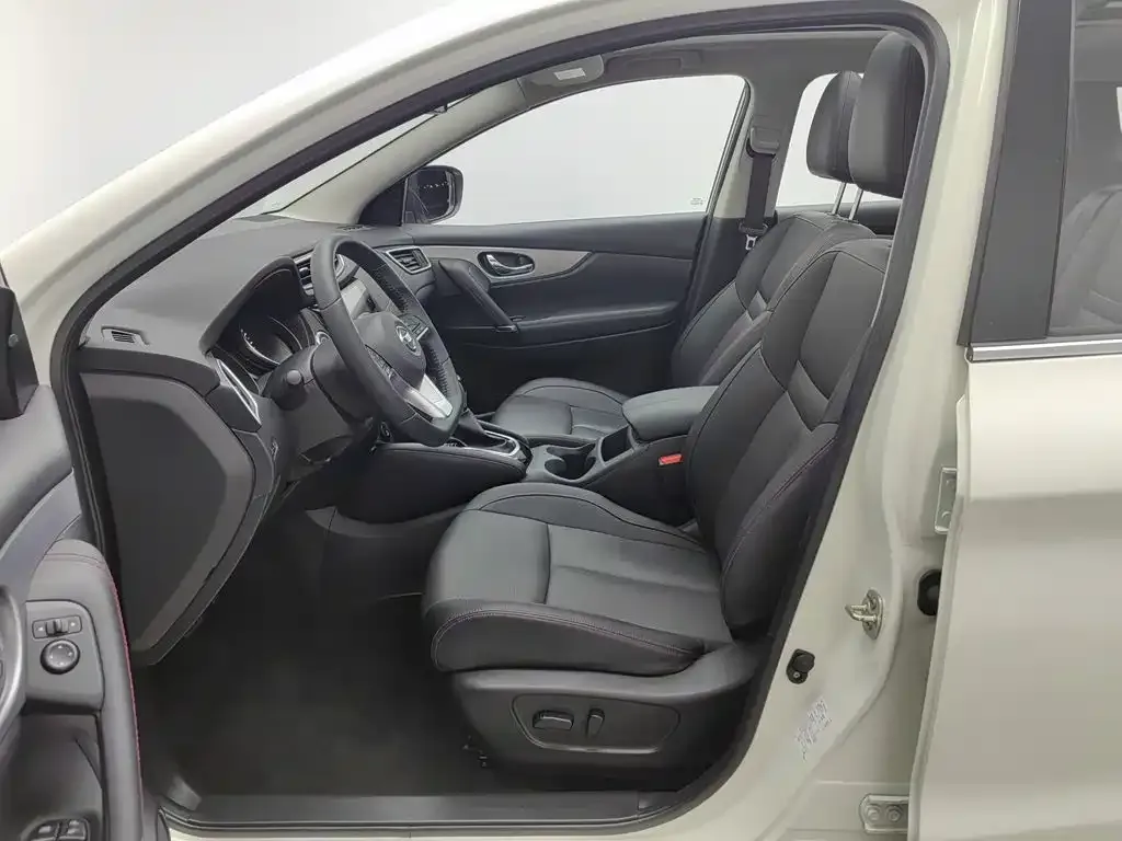 Nissan Qashqai — фото 5