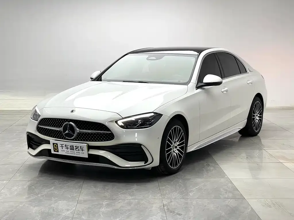 Mercedes-Benz C-Class — фото 1