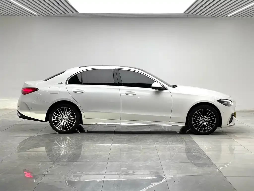 Mercedes-Benz C-Class — фото 4