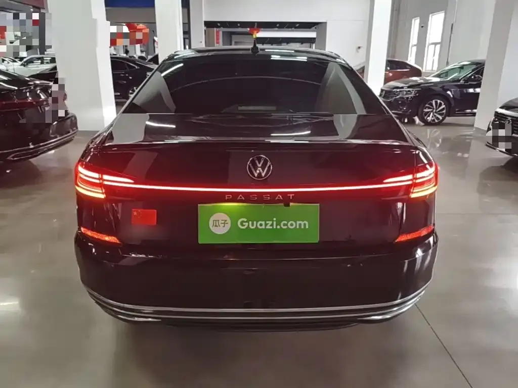 Volkswagen Passat — фото 7