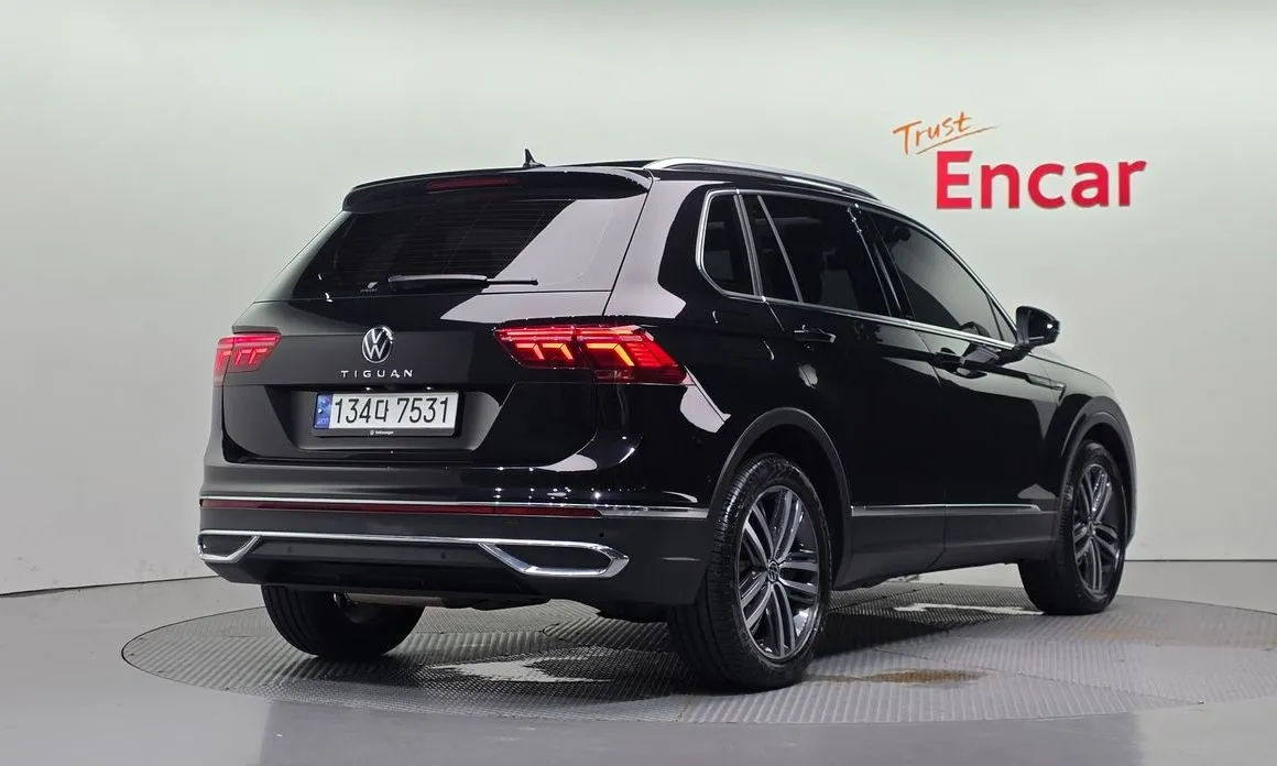 Volkswagen Tiguan — фото 5