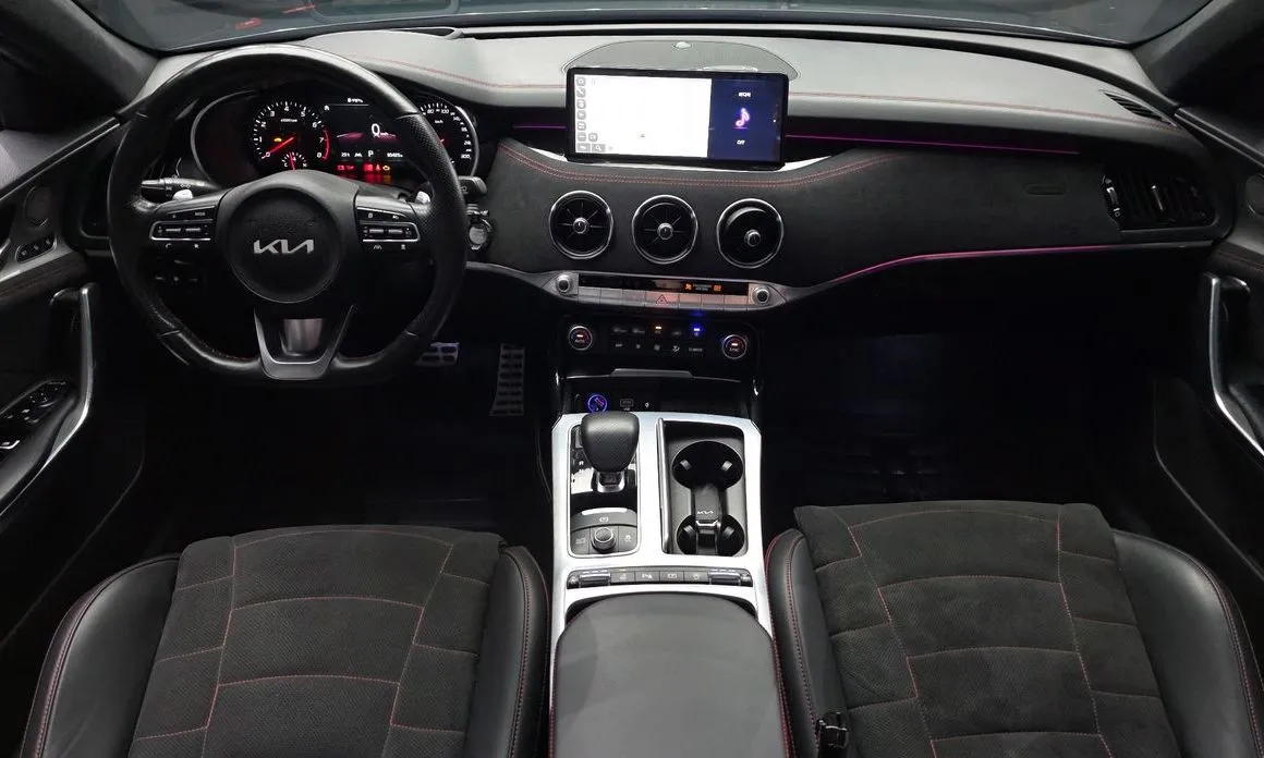 Kia Stinger — фото 10