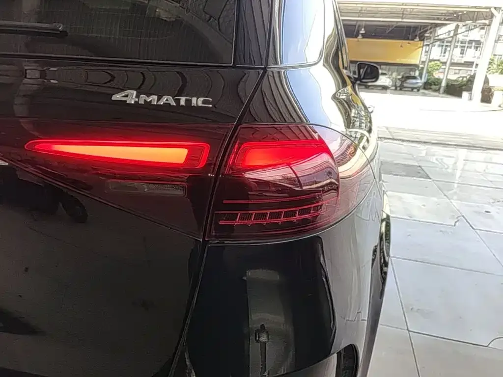 Mercedes-Benz GLE New Energy — фото 10