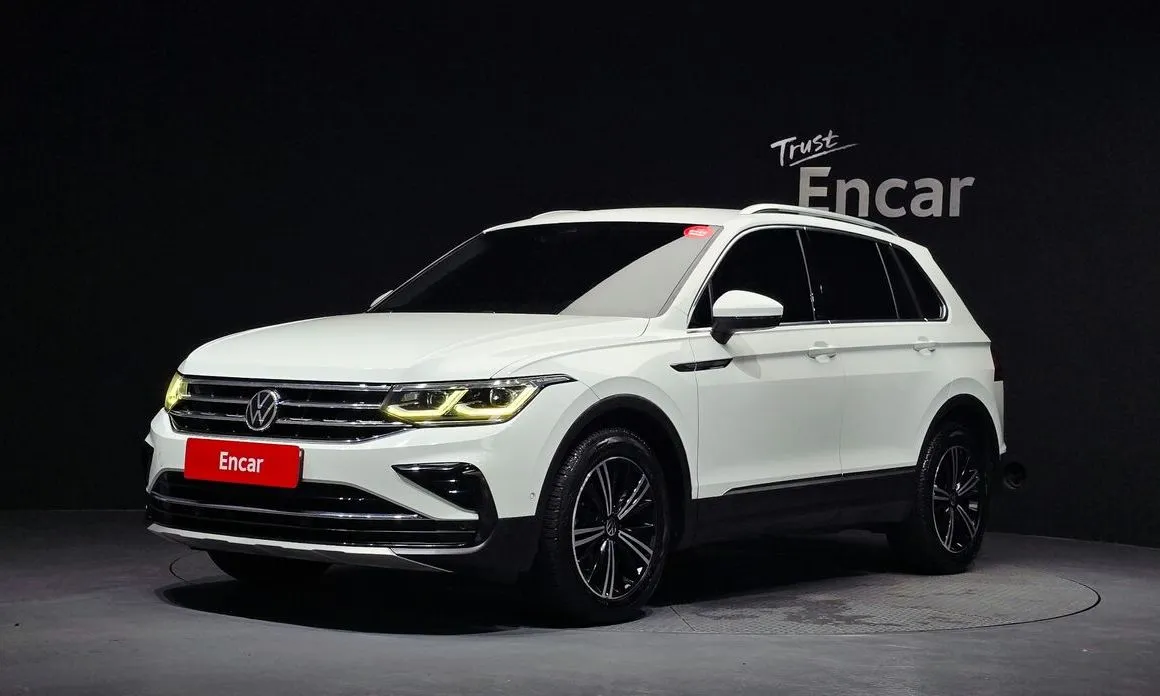 Volkswagen Tiguan — фото 1