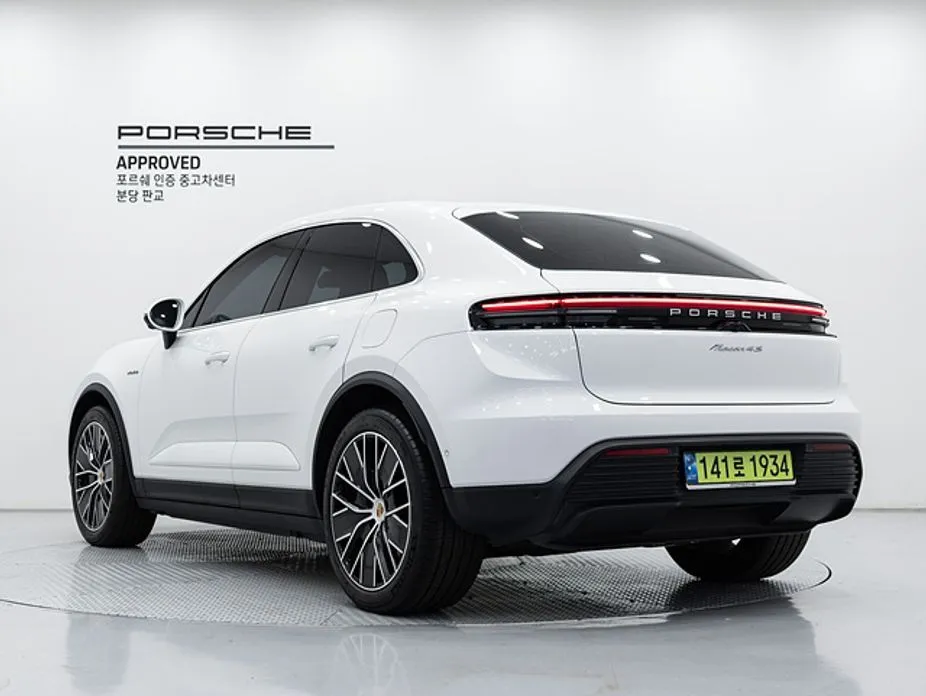 Porsche Macan — фото 6