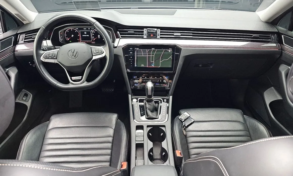 Volkswagen Passat — фото 8