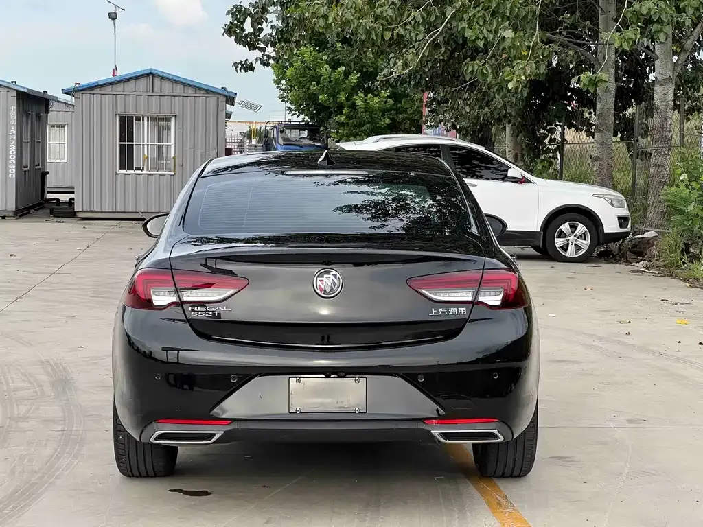 Buick Regal — фото 2