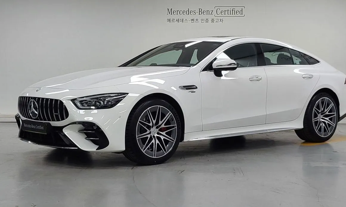 Mercedes-Benz AMG GT — фото 1