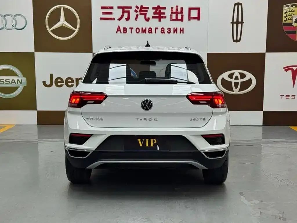 Volkswagen T-Roc — фото 3