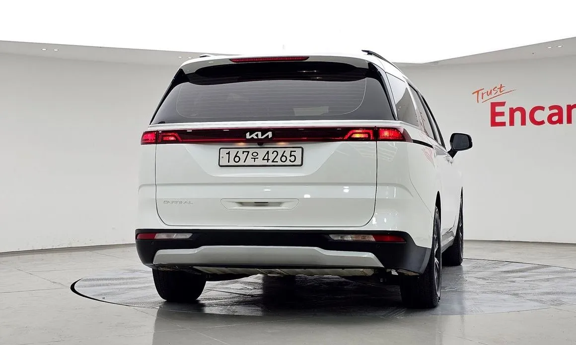 Kia Carnival — фото 2