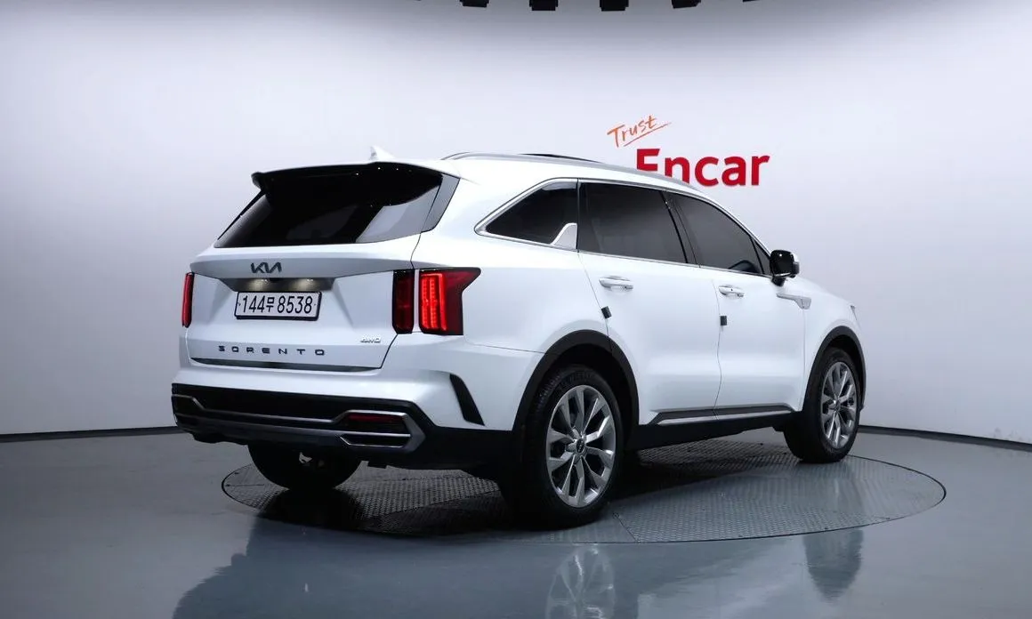 Kia Sorento — фото 5