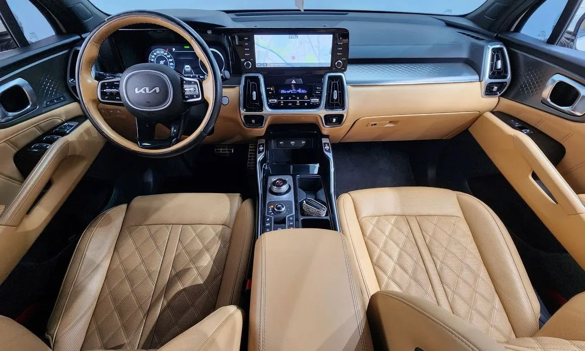 Kia Sorento — фото 10