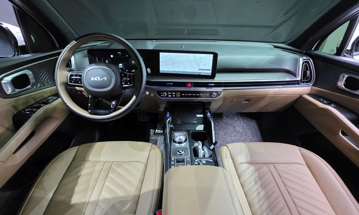 Kia Sorento — фото 10