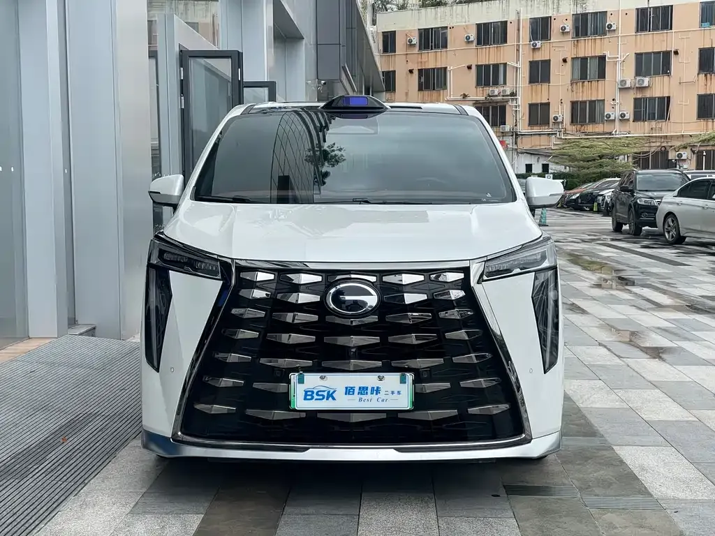 GAC Motor Trumpchi M8 — фото 10