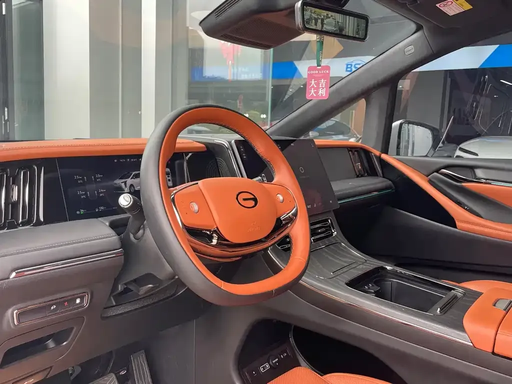 GAC Motor Trumpchi M8 — фото 7