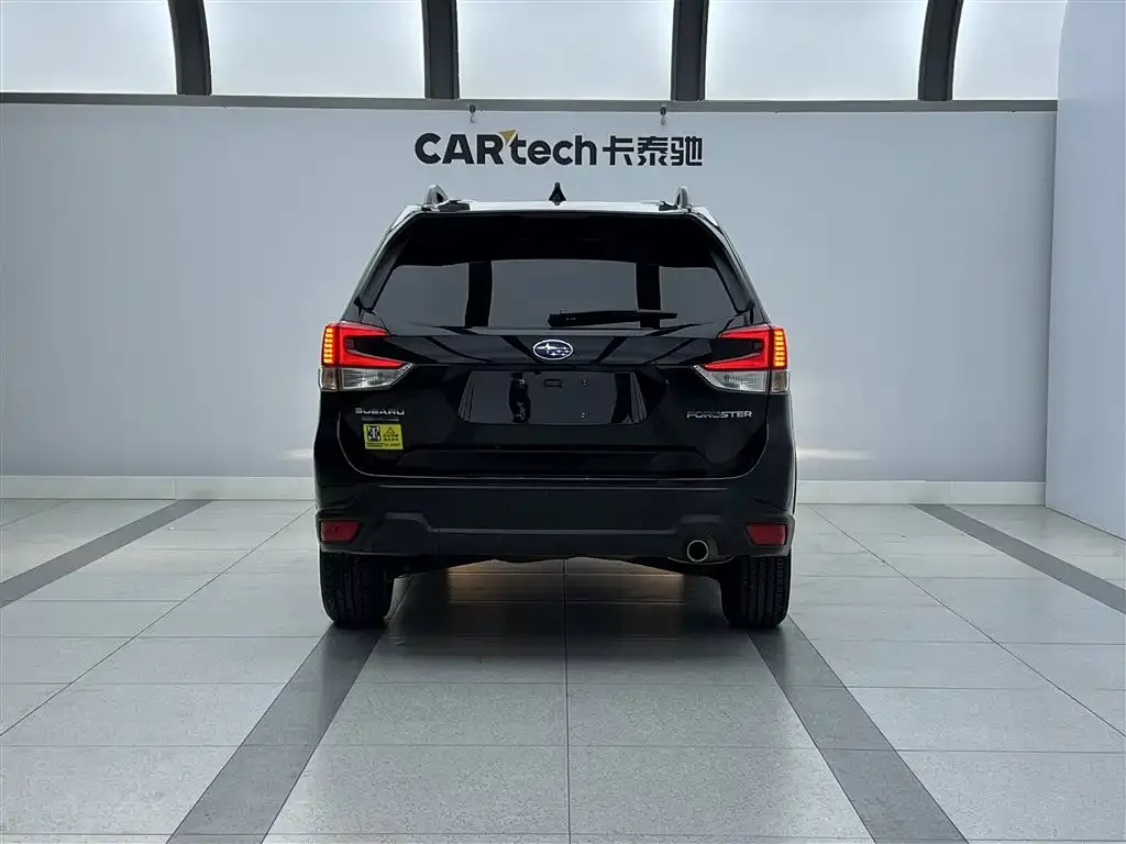 Subaru Forester — фото 7