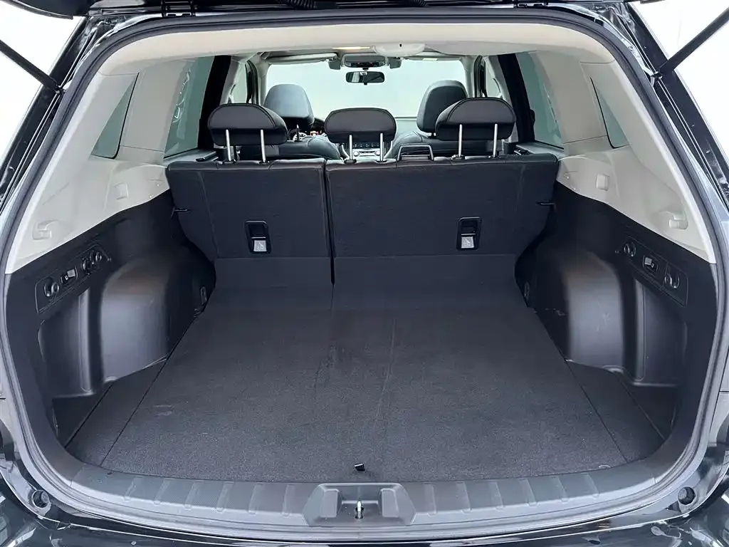 Subaru Forester — фото 3