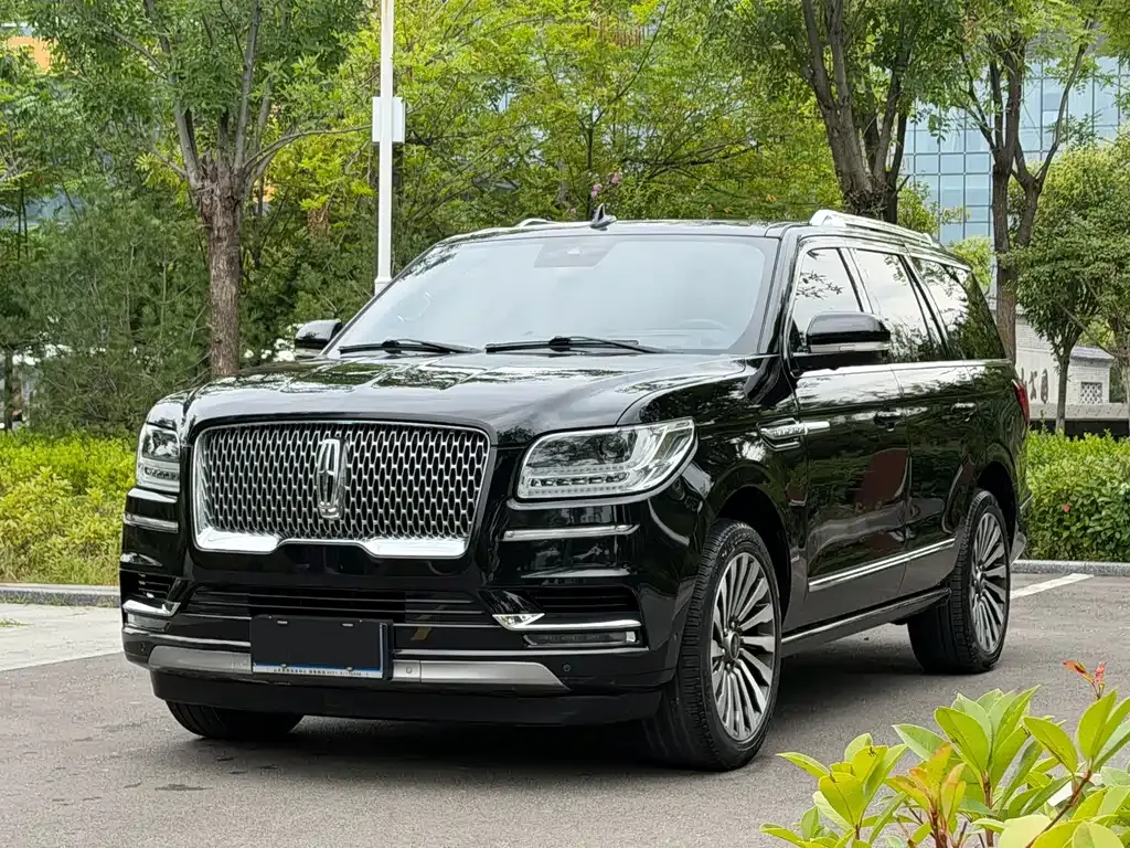 Lincoln Navigator — фото 10