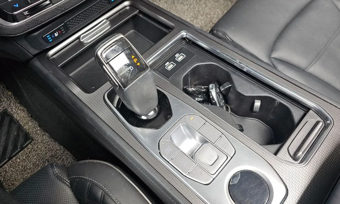 KG Mobility (Ssangyong) Rexton — фото 10