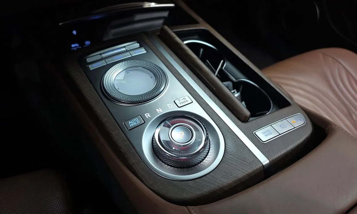 Genesis G80 — фото 9