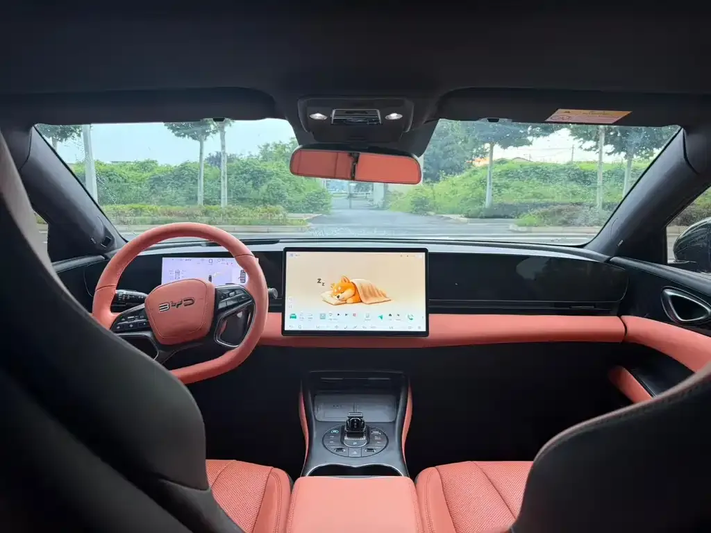 BYD Seal — фото 4