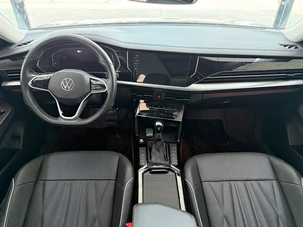 Volkswagen 帕萨特插电混动 — фото 6