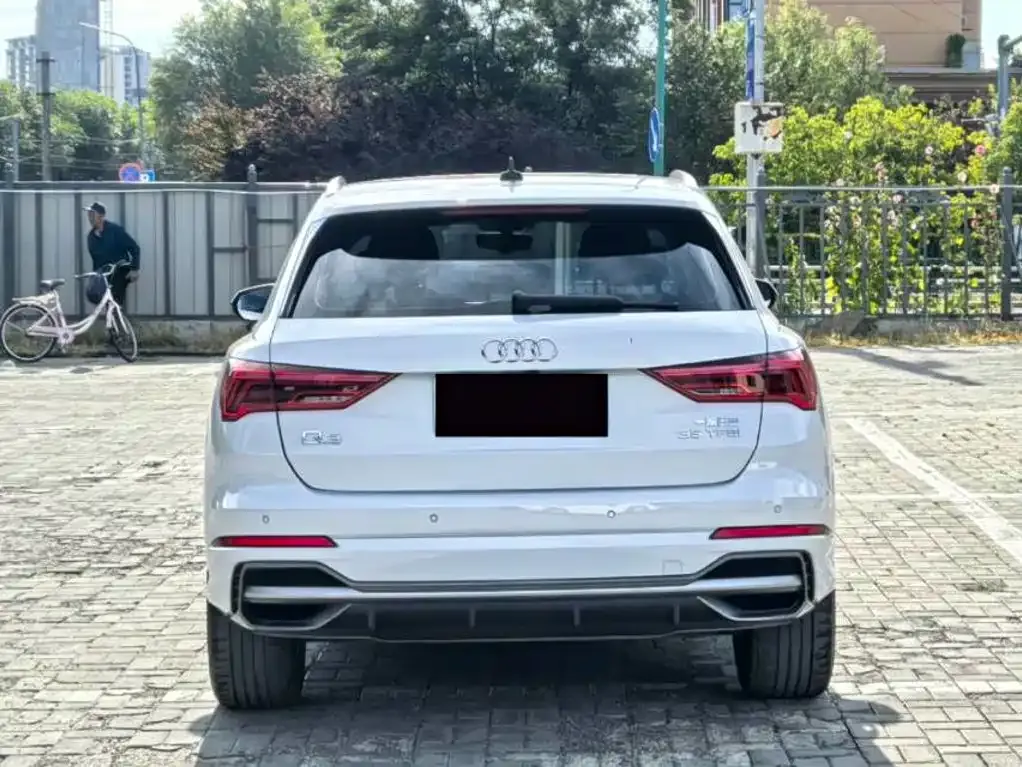 Audi Q3 — фото 5