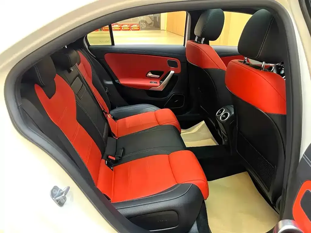 Mercedes-Benz A-Class AMG — фото 5