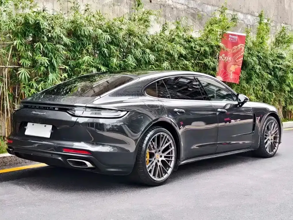 Porsche Panamera — фото 10