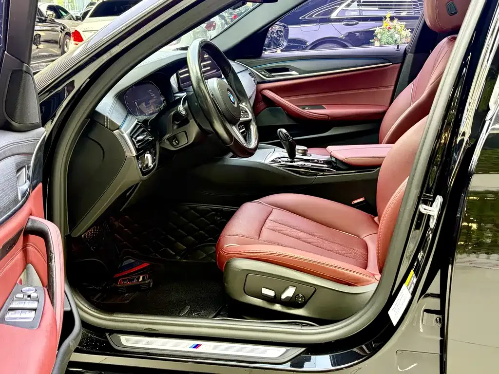 BMW 5 Series New Energy — фото 3