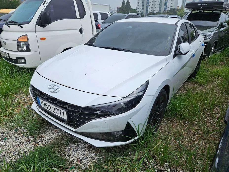 Hyundai AVANTE — фото 3