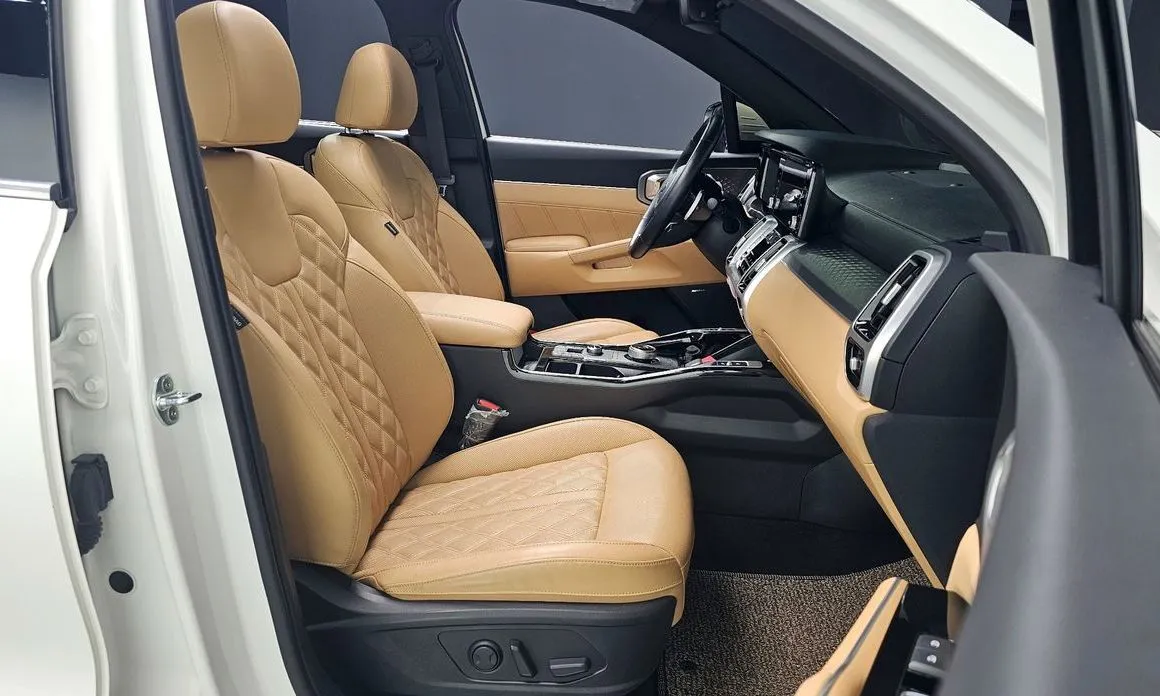 Kia Sorento — фото 7