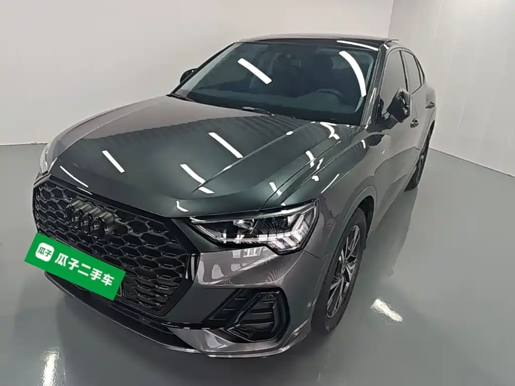 Audi Q3 Sportback — фото 6
