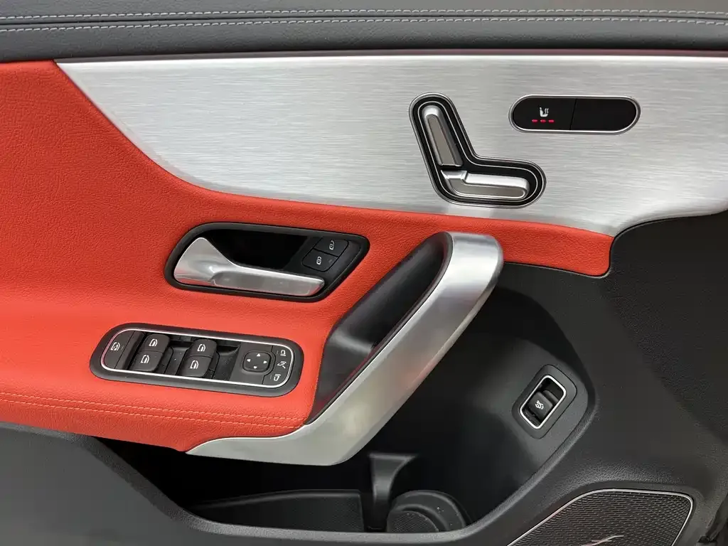Mercedes-Benz A-Class AMG — фото 4