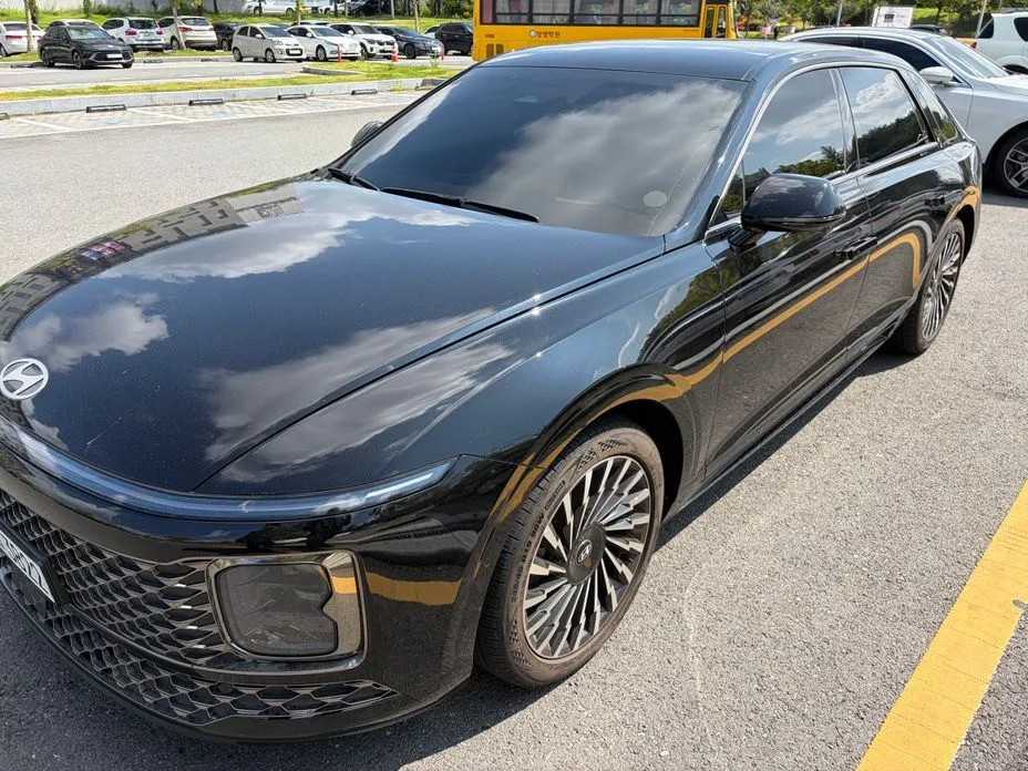 Hyundai Grandeur — фото 1
