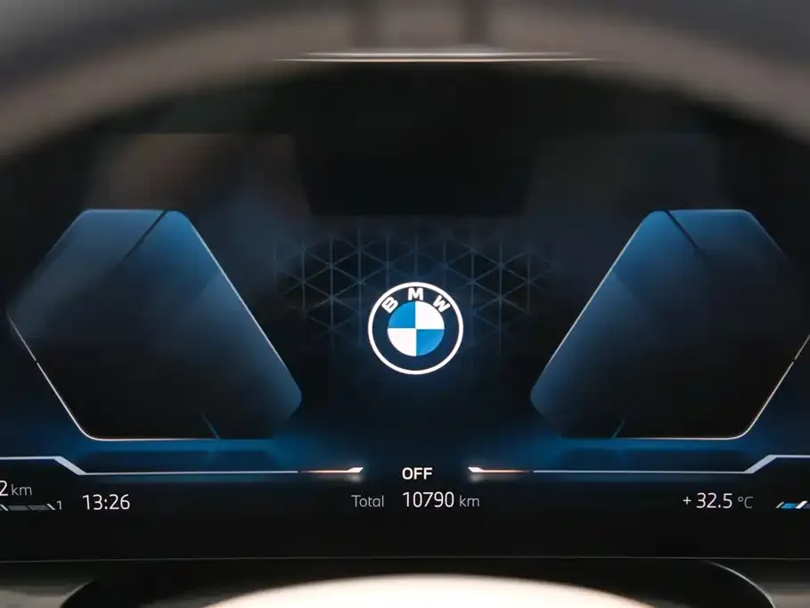 BMW X3 — фото 2