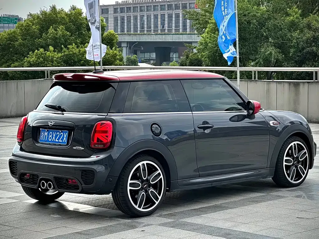 MINI Cooper (3-door) — фото 10
