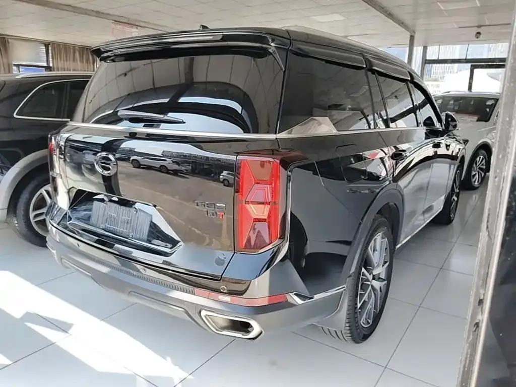 GAC Motor Trumpchi GS8 — фото 8