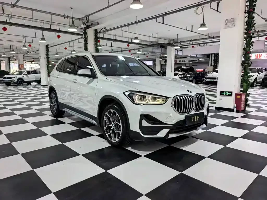 BMW X1 — фото 6